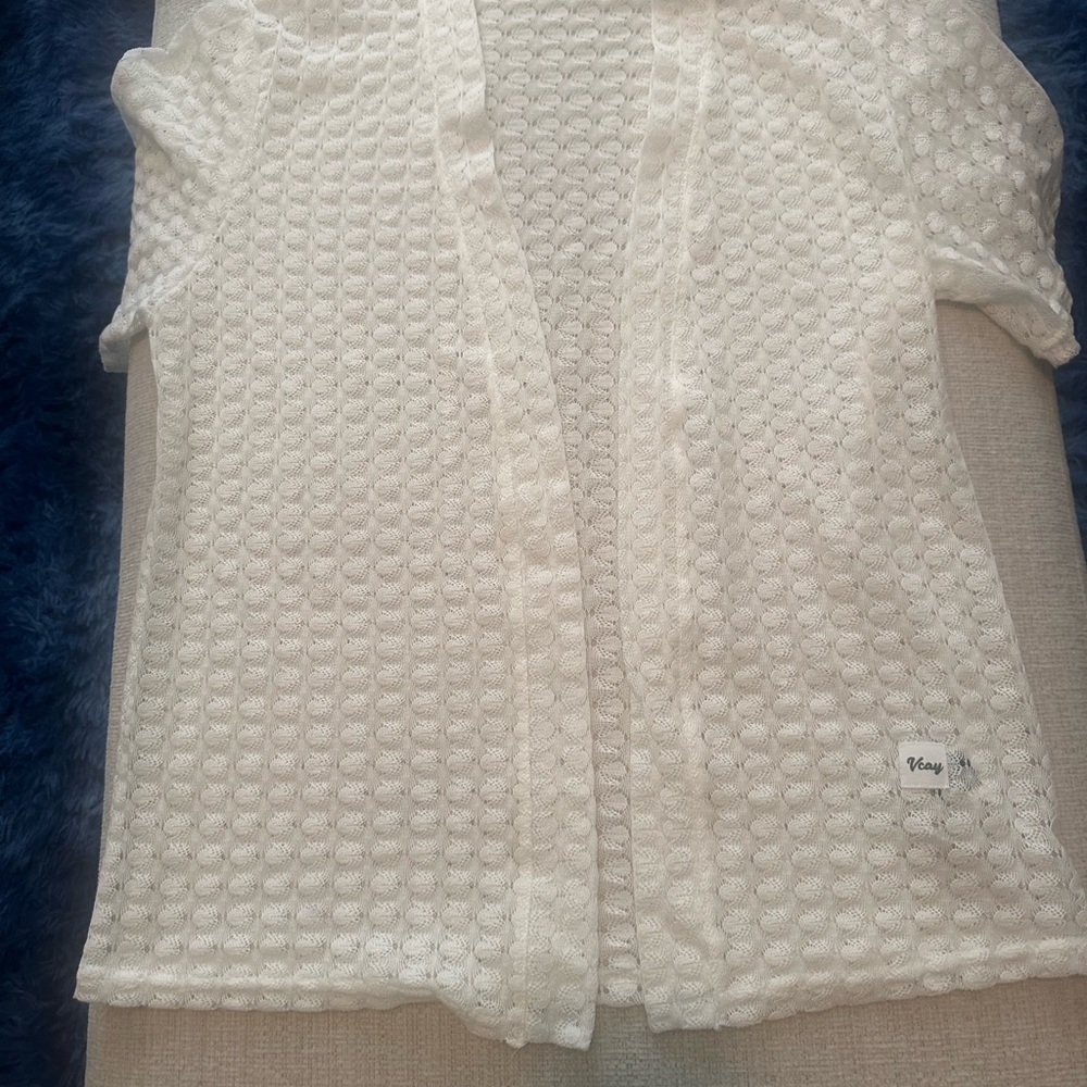 Kiss White Textured Button Down Shirt